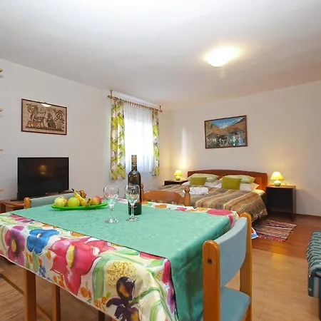 Fuer 2 Personen Ca 45 Qm In Premantura, Istrien Istrische Riviera Apartment