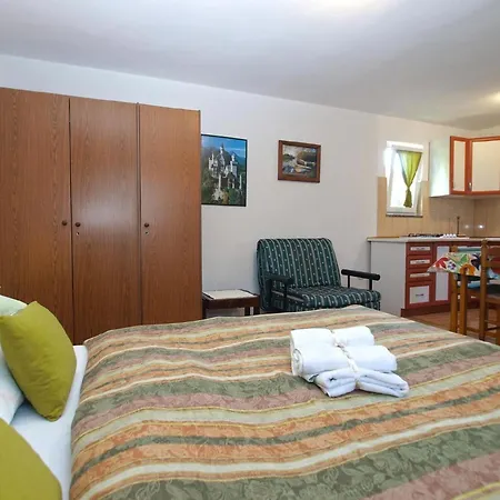 Fuer 2 Personen Ca 45 Qm In Premantura, Istrien Istrische Riviera Apartment *
