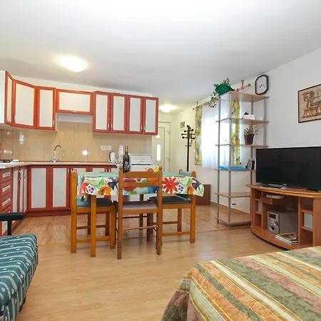 Fuer 2 Personen Ca 45 Qm In Premantura, Istrien Istrische Riviera * Premantura
